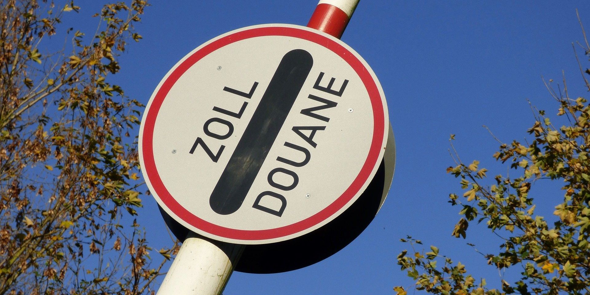 Zollschranke-514854_1920.jpg