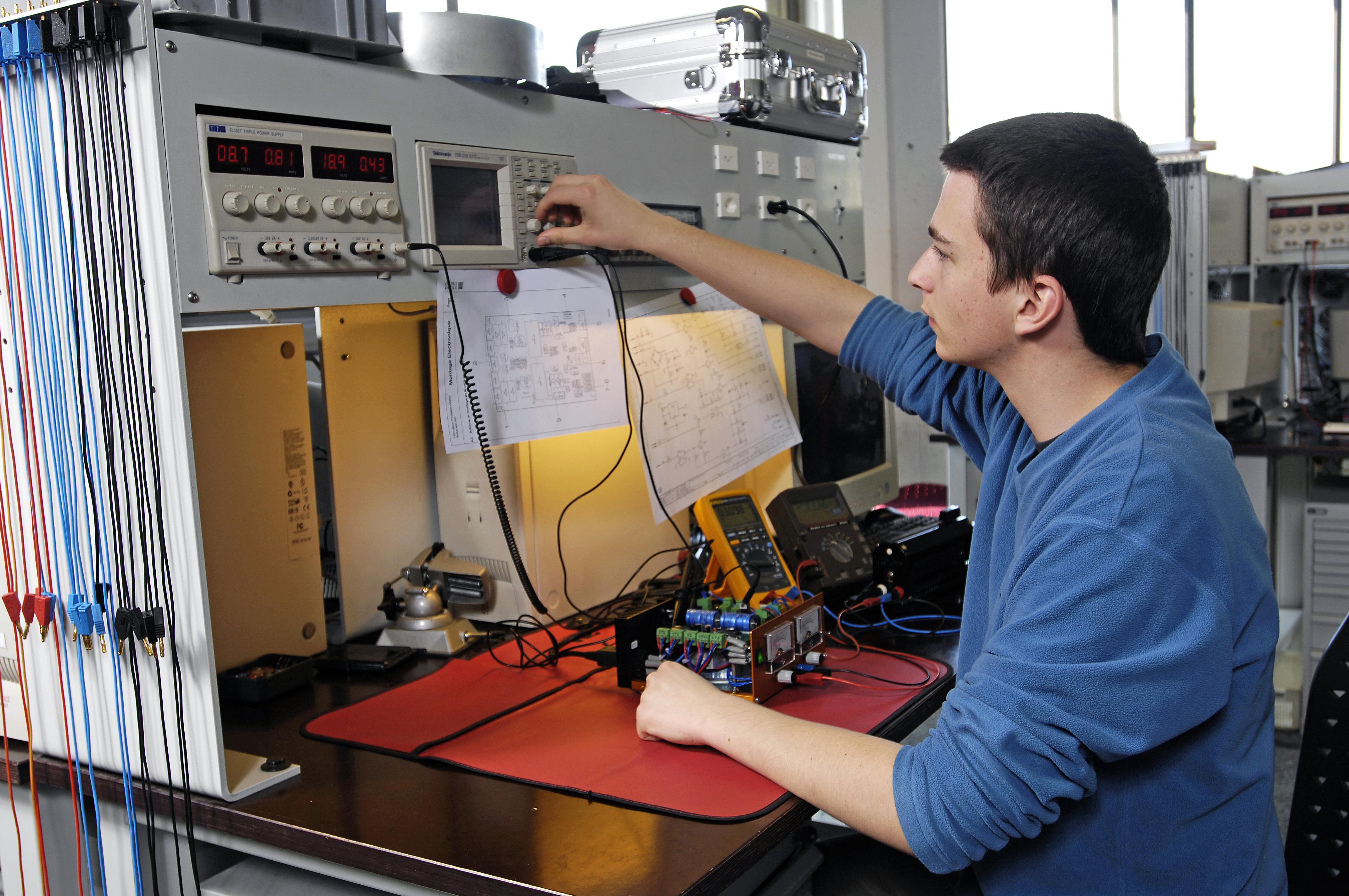 ET_Handgriffe_Messen_Bobst003.jpg