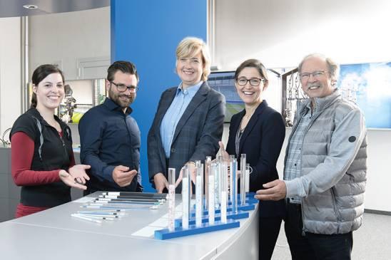 Huber_Suhner_Gruppenbild.jpg