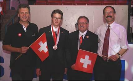gruppenbild_reusser.jpg